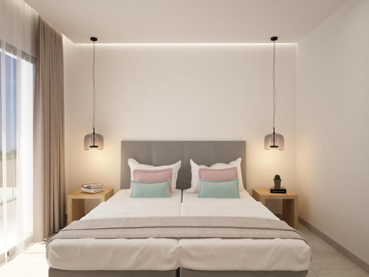 Lord Complex Aparthotel Agios Georgios  Exterior photo