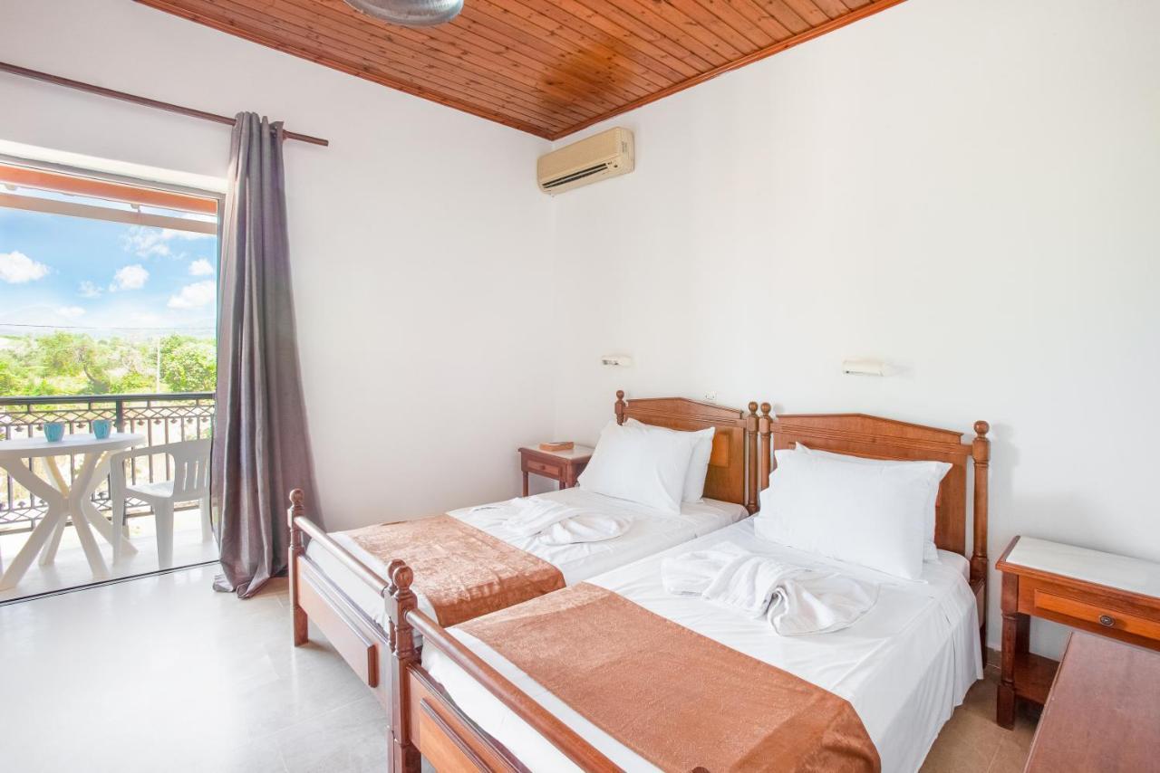 Lord Complex Aparthotel Agios Georgios  Exterior photo
