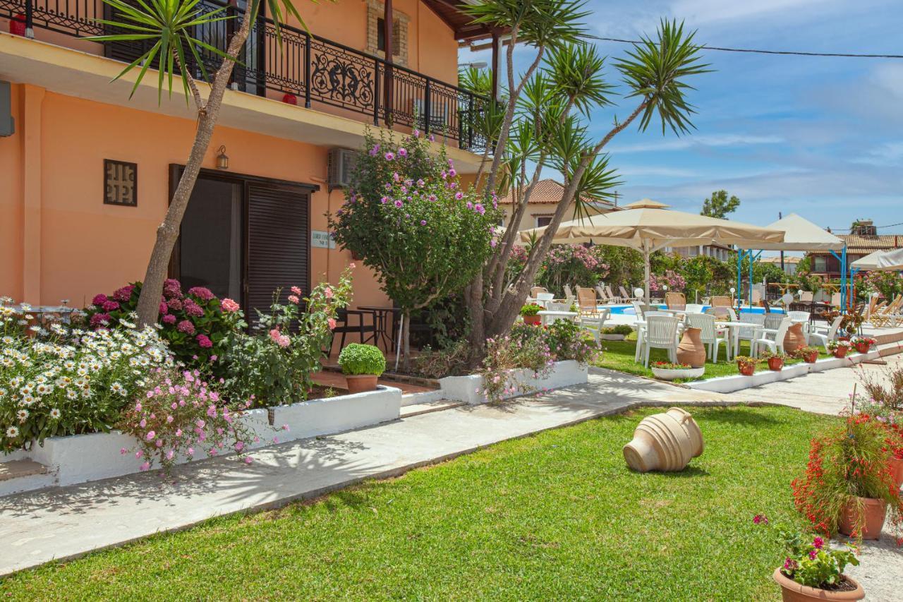 Lord Complex Aparthotel Agios Georgios  Exterior photo